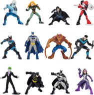 Immagine di BATMAN MINI DC COMINCS, Batman, Mini Personaggio da Collezione, a Sorpresa in Scala da 5 cm